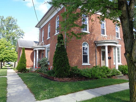 Corner view/Jackson/20TH Street