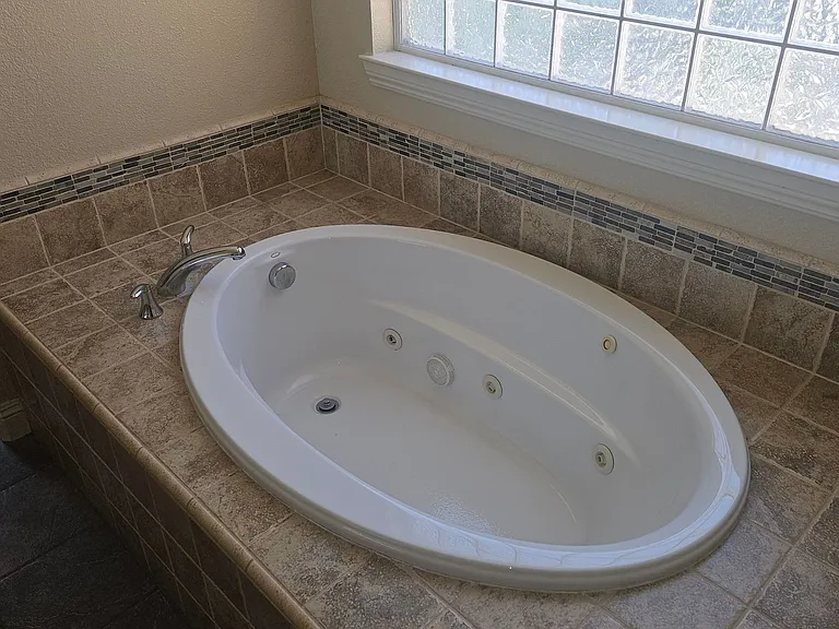 3009 Worchester Way — Photo 11