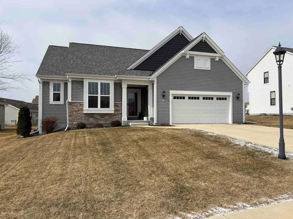 615 Lambert Dr, Slinger, WI 53086