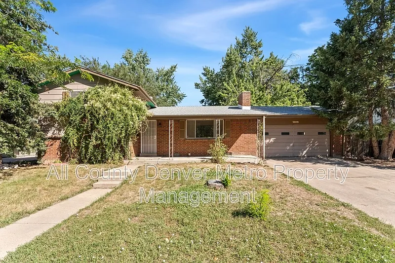 3 bed, 2.0 bath, 1448 sqft, $2,635 — Photo 1