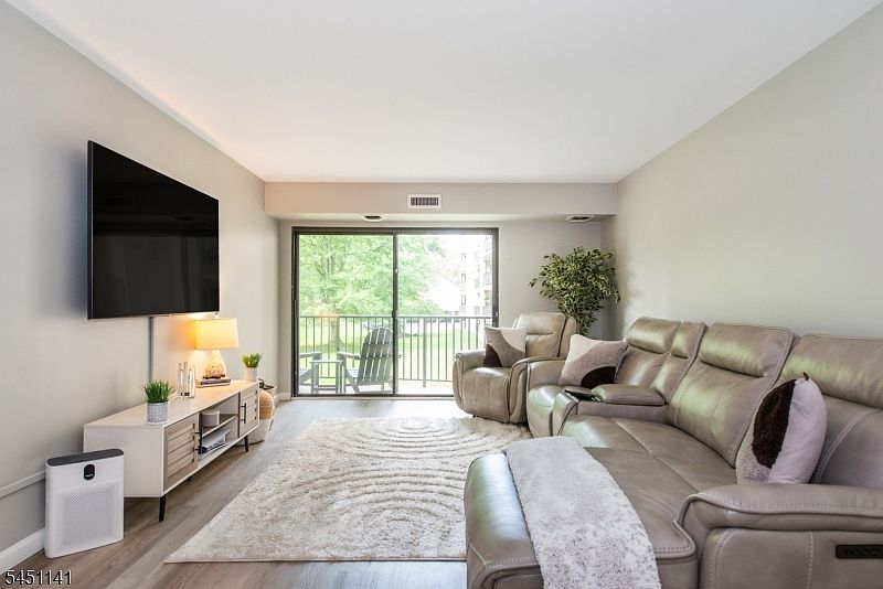 1st image of 521 Piermont Ave #119