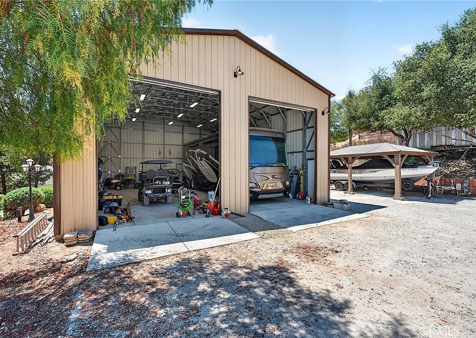 1st image of 33465 Wild Lilac Rd