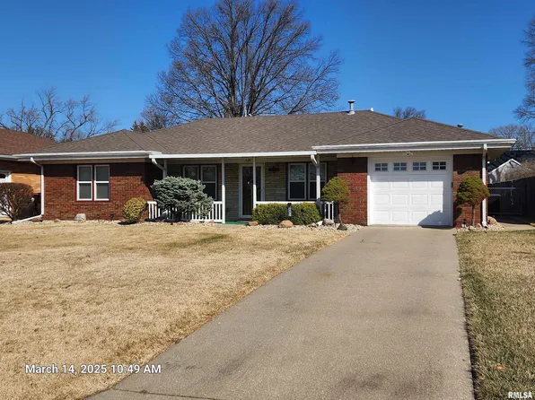 311 W Northridge Ln, Peoria, IL 61614