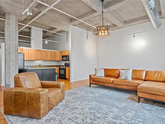 4th image of 2107 Grand Blvd APT 1004