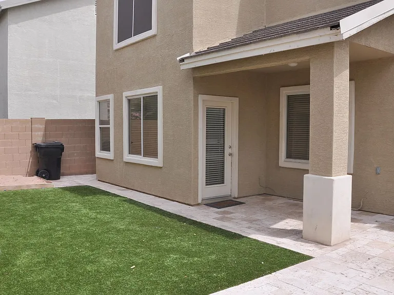 2051 S 87th Pl — Photo 24