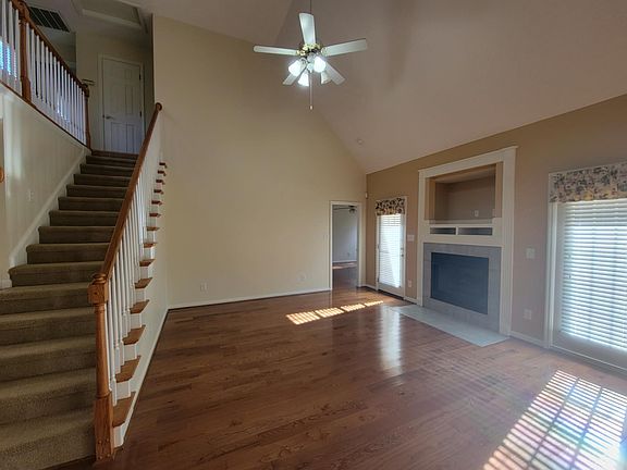 5th image of 4010 Arcadia Ct
