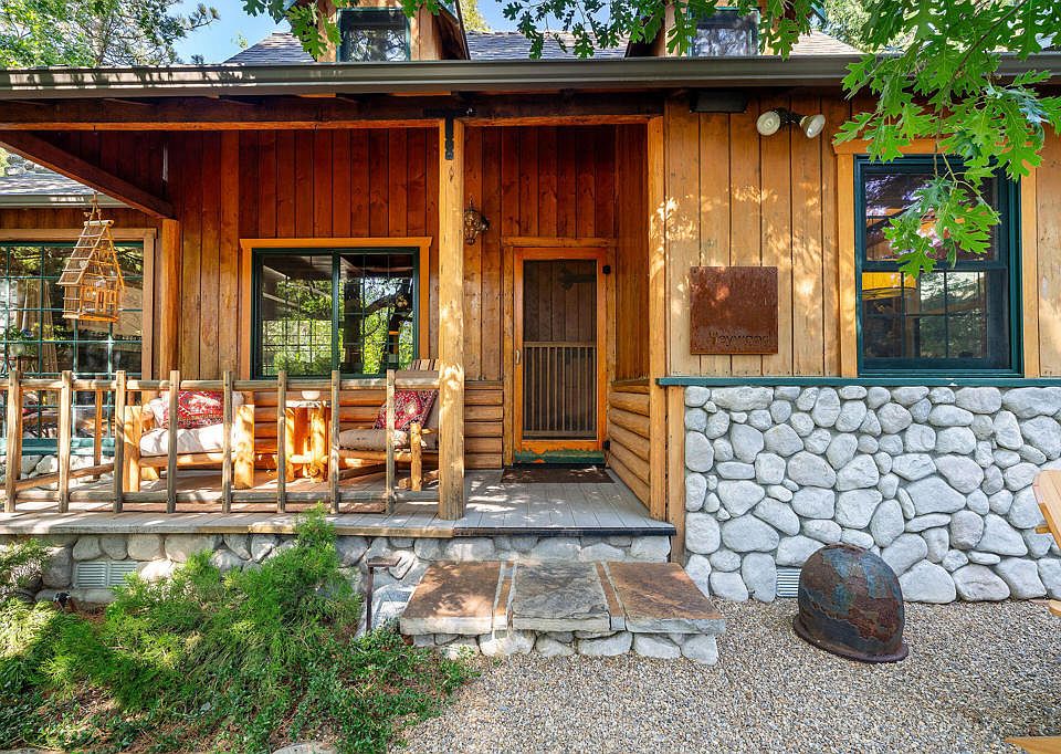 16th image of this home