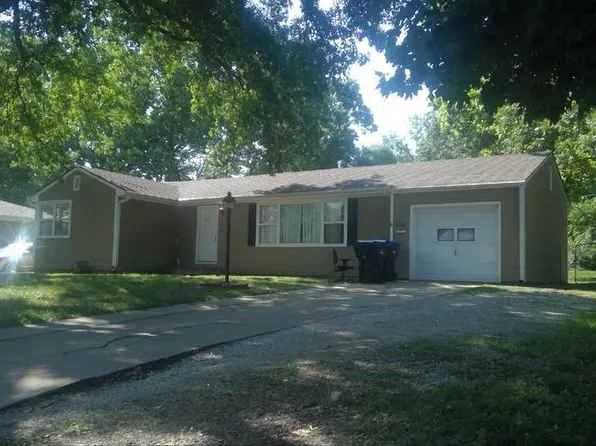 4839 SW 18th Ter, Topeka, KS 66604