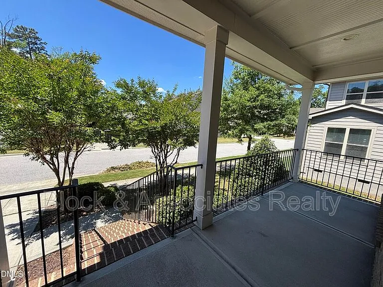 1009 Magnolia Blossom Ln — Photo 14