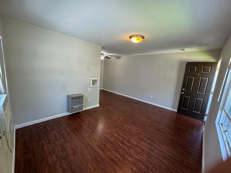 1808 D St #G — Photo 13