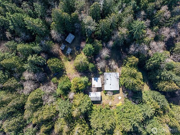 2nd image of 4406 172nd Avenue SW