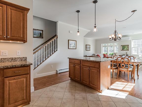 4th image of 1 Mainsail Ln #1