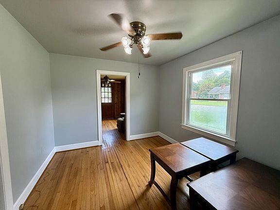 5th image of 1732 Haskins St