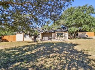 205 Northwood Hills Dr, Fredericksburg, TX 78624