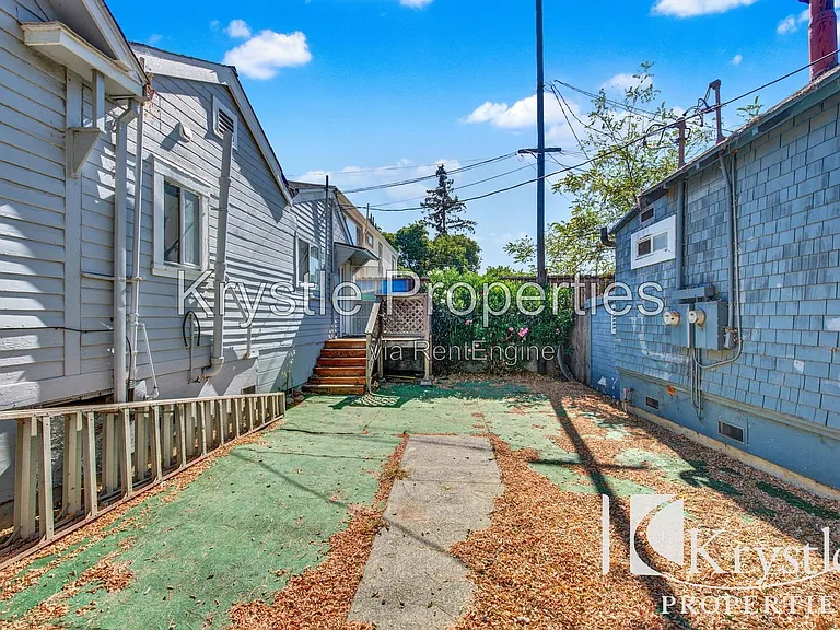 314 Marin St — Photo 22