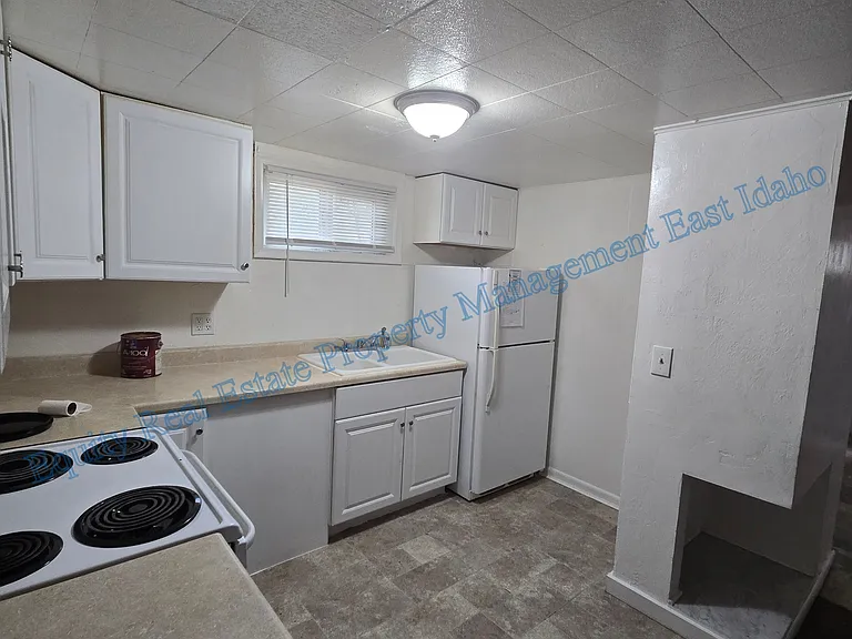 555 N 13th Ave #557 — Photo 8