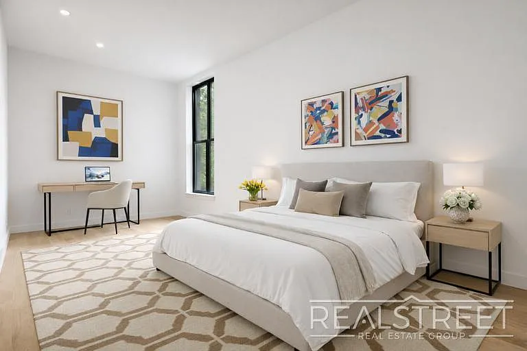 246 Vernon Ave #3 — Photo 3