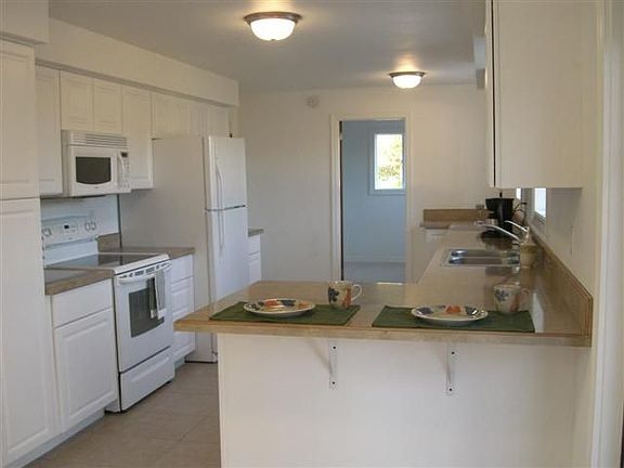 new appliance, cabnets & countertops