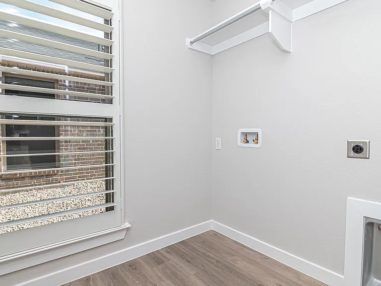6004 Kingsville St — Photo 15