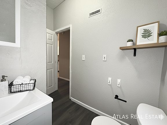 4th image of 616 N Weber St APT 102