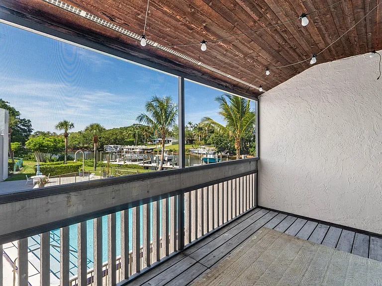 412 Southwind Dr #B2 — Photo 10