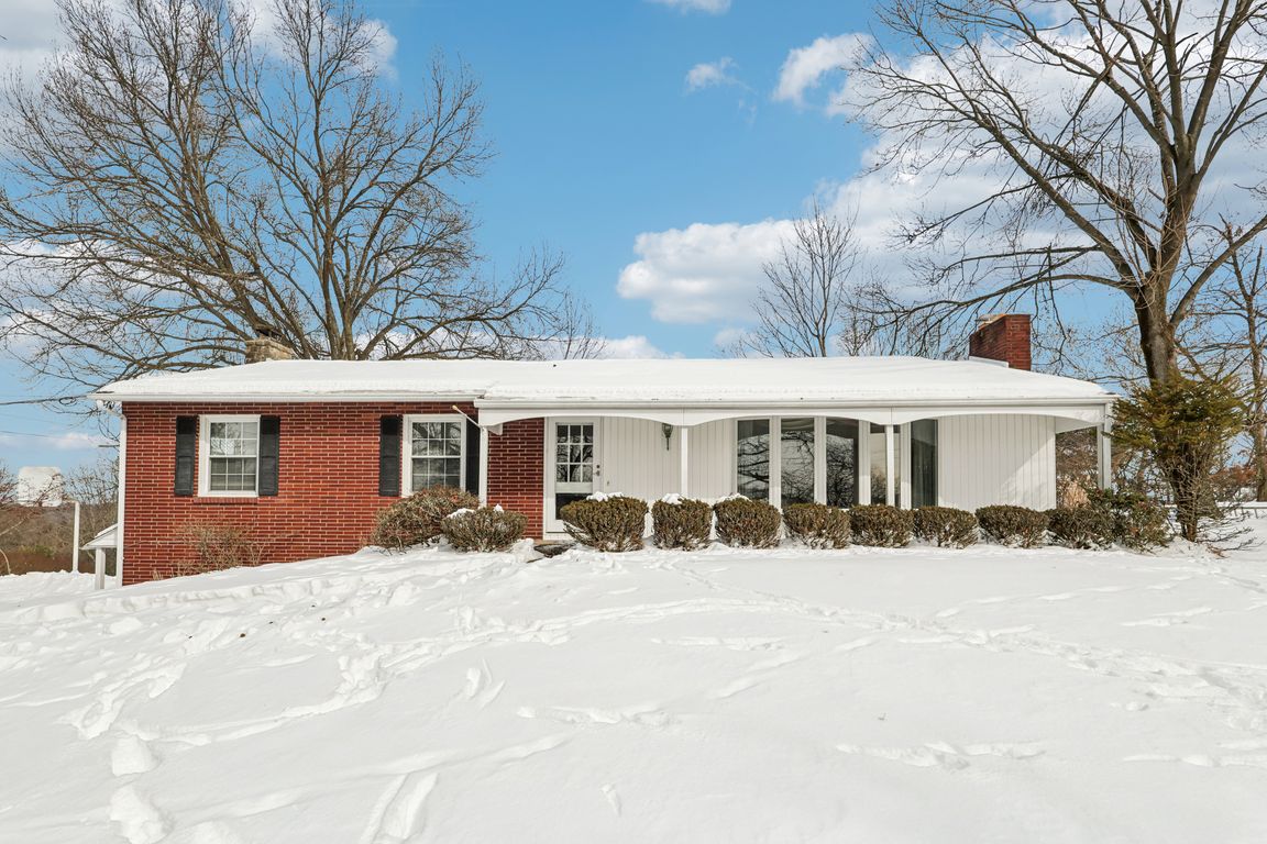 Meinert Rd-S1002-001.jpg