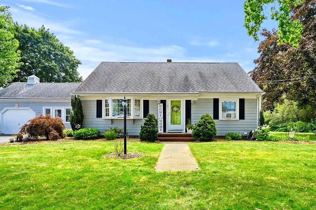 62 Upton St, New Bedford, MA 02746 Zillow