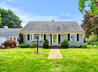 62 Upton St, New Bedford, MA 02746