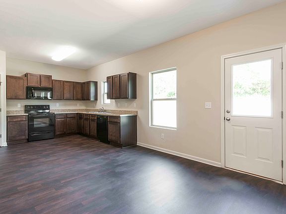 Plenty of entertainment space