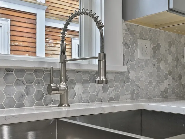 10 Grant St #1 — Photo 8