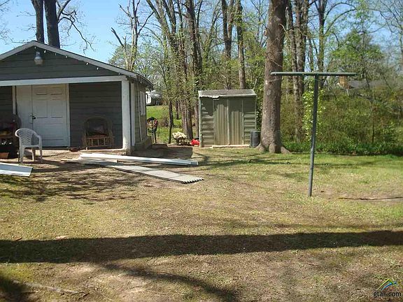 5th image of 308 Park Dr