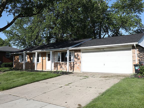 2nd image of 1813 Fair Oaks Dr