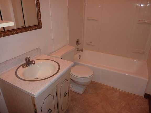 5th image of 3215-3217 Mount Zion Ave