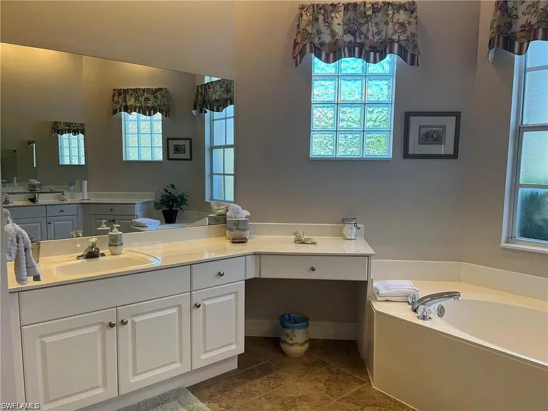 3518 Ocean Bluff Ct — Photo 21