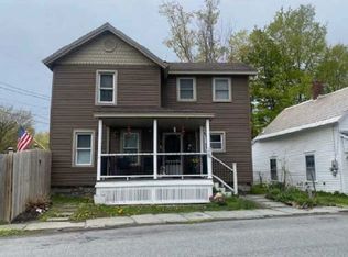 28 Bulkley Ave, Granville, NY 12832