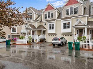 31 Hackett Hill Rd, Manchester, NH 03102