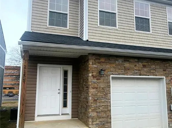 2155 S Poplar St, Allentown, PA 18103