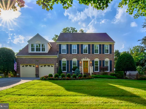 2724 Thornbrook Rd, Ellicott City, MD 21042