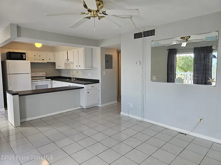 3601 Ocean Beach Blvd #8 — Photo 10