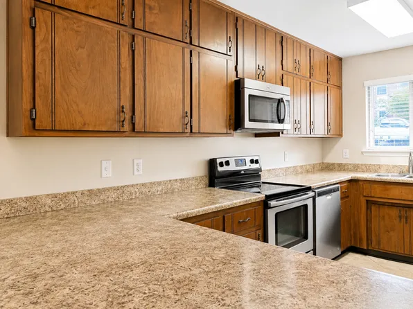 3207 Shamrock St #18, Tallahassee, FL 32309