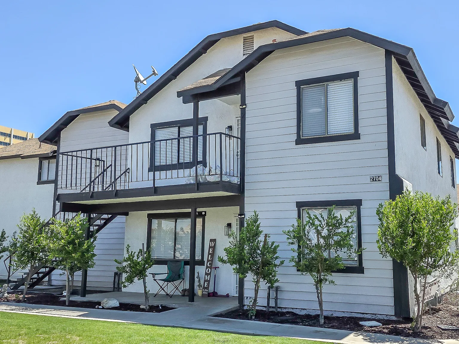 2 bed, 900 sqft, $1,475 — Photo 1