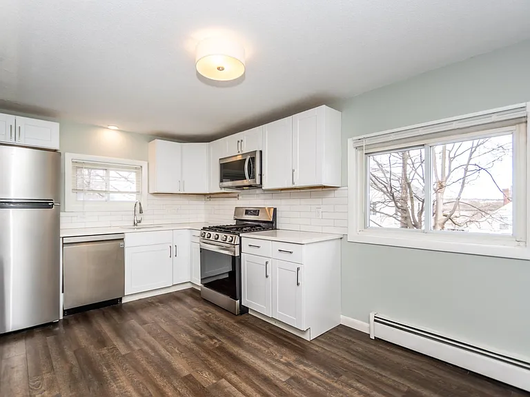 46 Bolton St #3 — Photo 10
