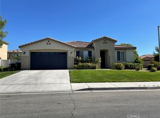 5748 Paddington Dr, Palmdale, CA 93552