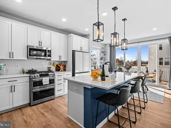 4137 Foxhaven Dr, Bealeton, VA 22712