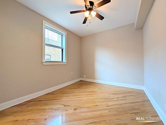 5th image of 896 Green Bay Rd APT 9