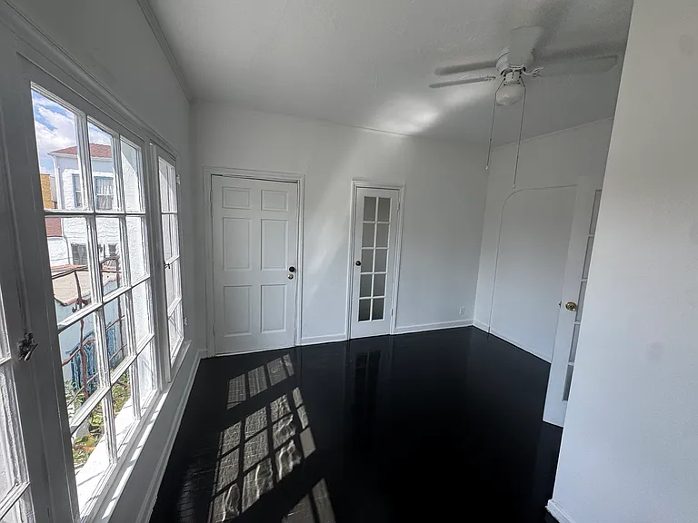 3929 Melrose Ave #3929 — Photo 5