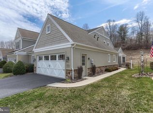 1045 English Dr, Lebanon, PA 17042