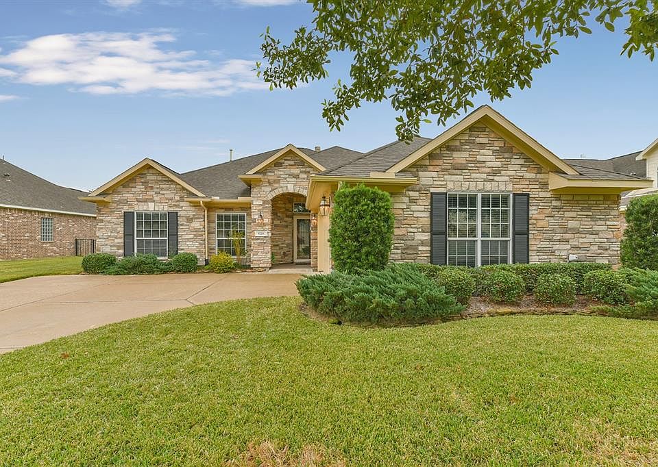 1st image of 9226 E Canyon Lake Springs Dr