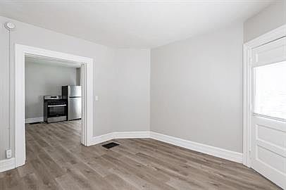 5th image of 115-117 E Foraker Ave #115-1
