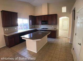 13316 Boyd Lake Dr, Bakersfield, CA 93314